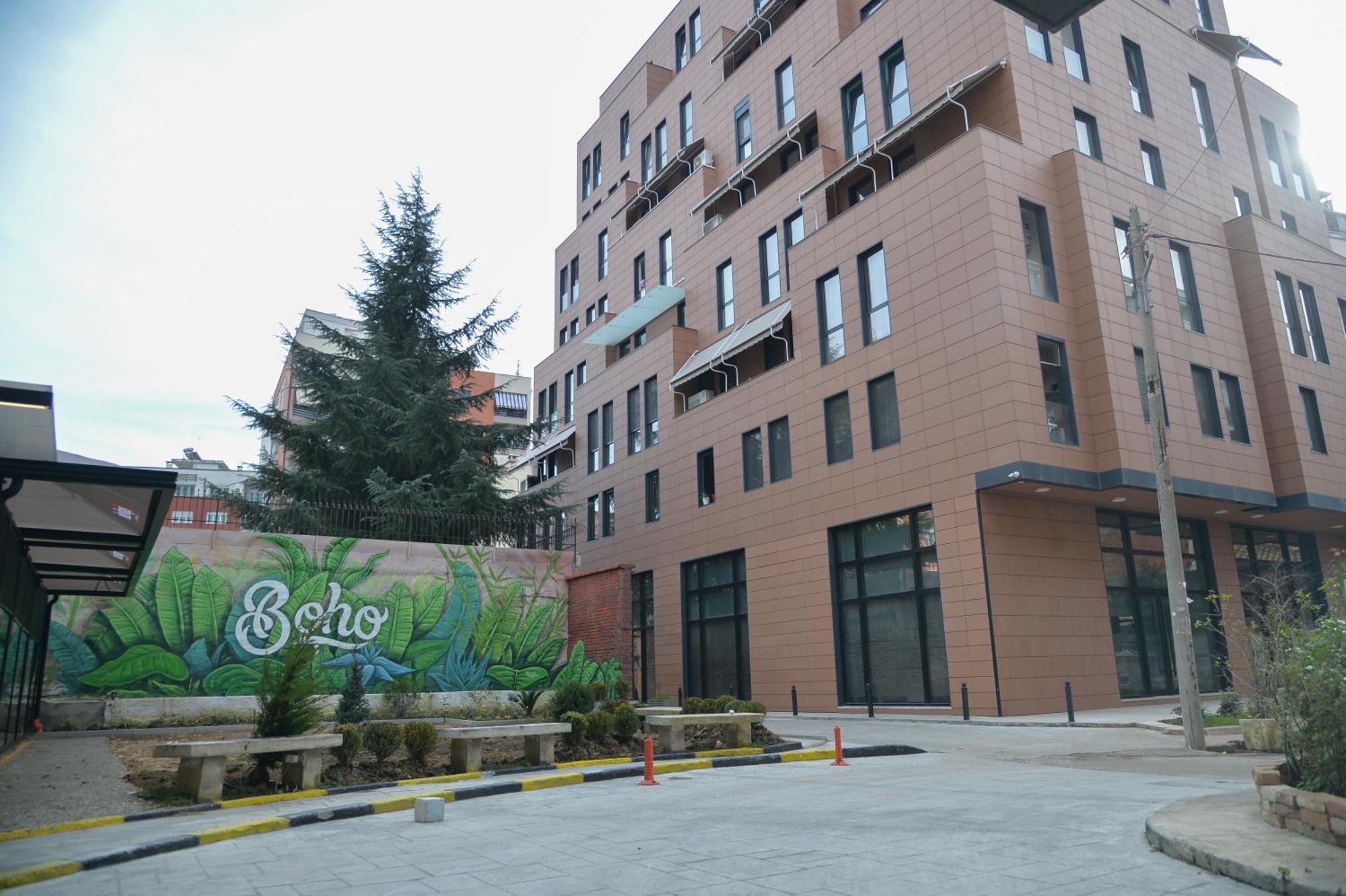 Hera Tirana Suite Deluxe Luaran gambar
